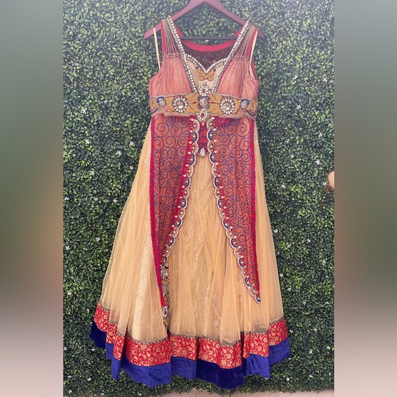 Beautiful lehnga set - Picture 1 of 7